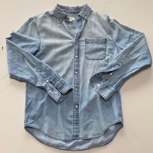 Club Monaco Men’s Denim Button Down Size small